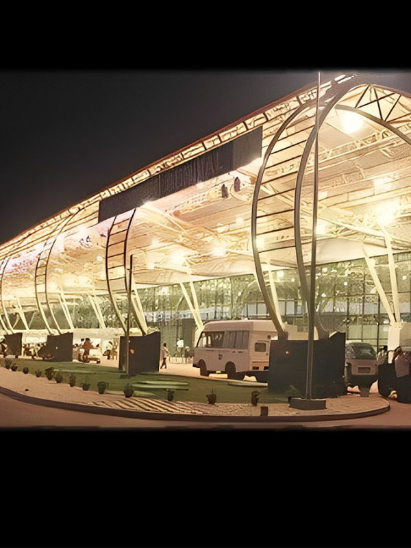 Globetrotter's Paradise - Biju Pattnaik International Airport Only 6 km Away.